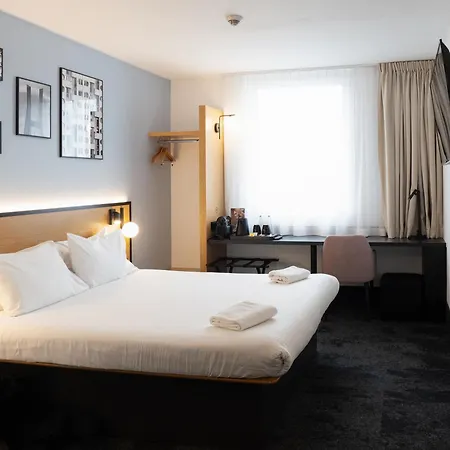 B&B Hotel Wroclaw Centrum Esterno foto